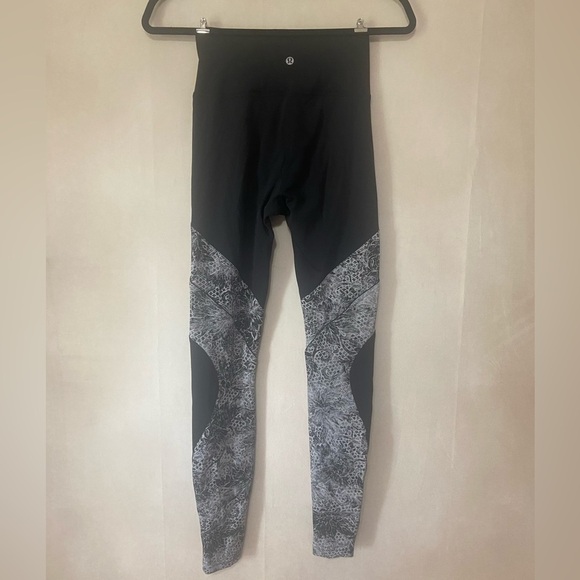 Lululemon women's 4 sweat and repeat serigraph starlight high waisted LIKE NEW - Picture 8 of 8